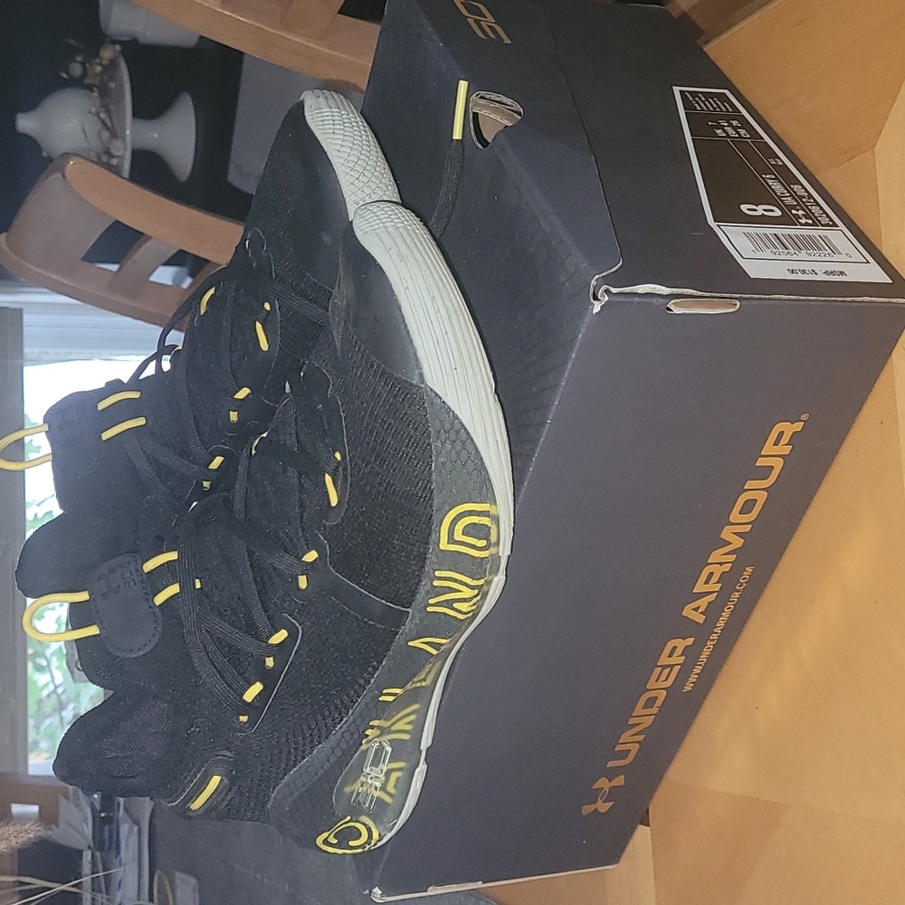 Under Armour Steph Curry Sneakers